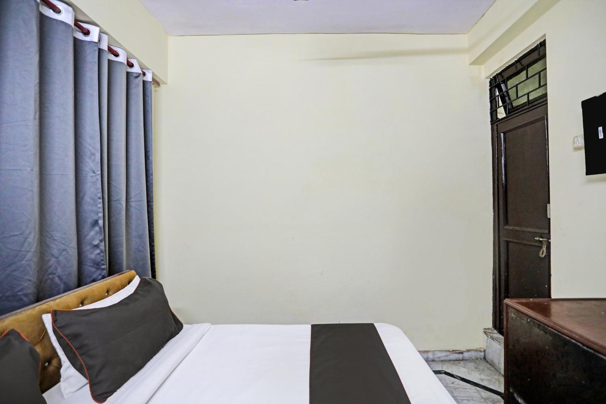 Hotel O Metro || 加济阿巴德 外观 照片